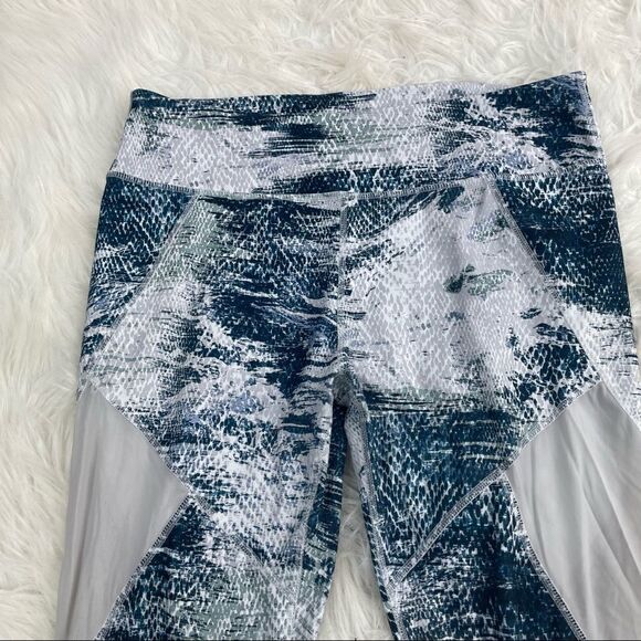 Fabletics Powerhold Mesh Animal Print Crop Leggings - Picture 3 of 5